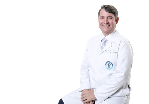 Dr. Carlos Lisboa - Ginecologista e Obstetra 